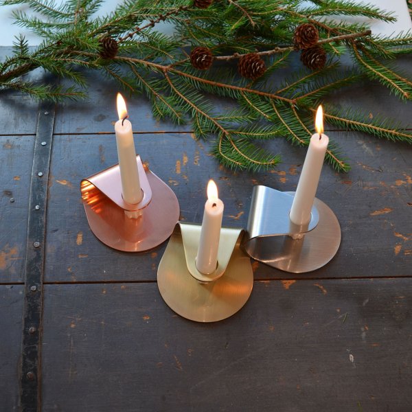 Kerzenhalter aus gebürstetem Stahl in verschiedenen Farben