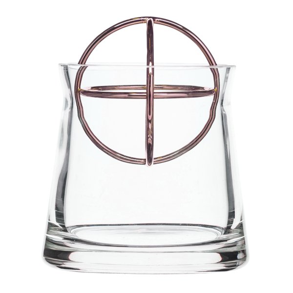 Sphere vase håller blommorna på plats