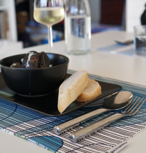 Bordsunderlägg, dubbelsidigt