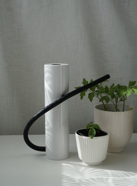 Designgießkanne aus weißem Edelstahl