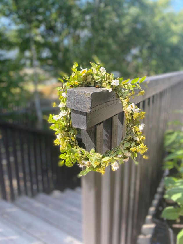 Midsummer wreath for the hair